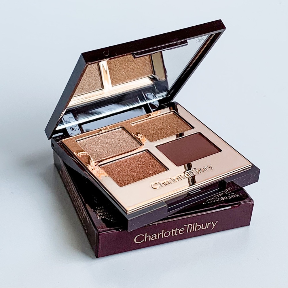 NEW Charlotte Tilbury Pallete in Queen of Glow